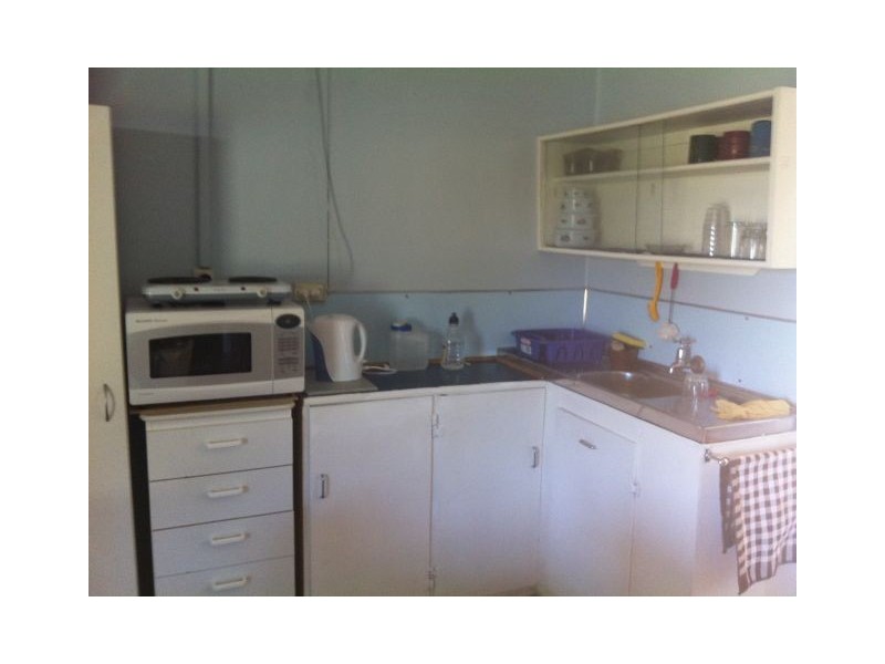 3 Walz Avenue, McEwens Beach, Mackay QLD 4740