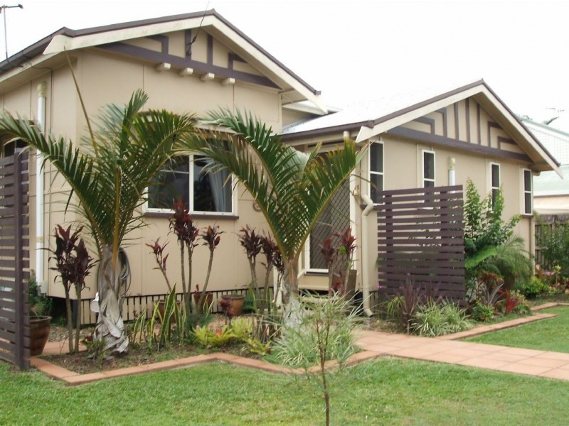 10 Duncan Street, West Mackay QLD 4740