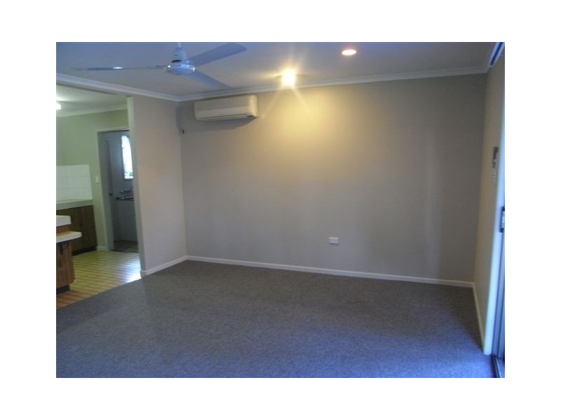 2/35 Absolon Street, South Mackay QLD 4740