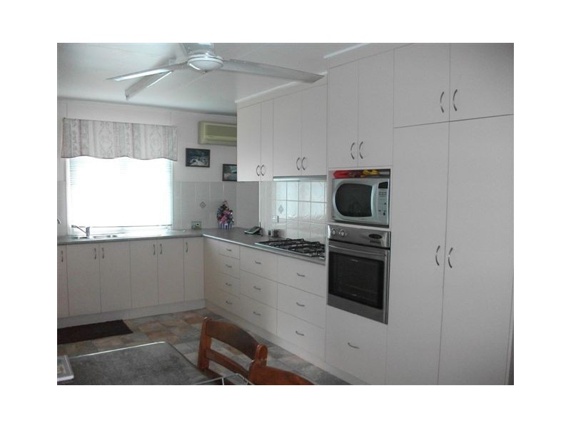 2 Tulloch Street, Ooralea QLD 4740