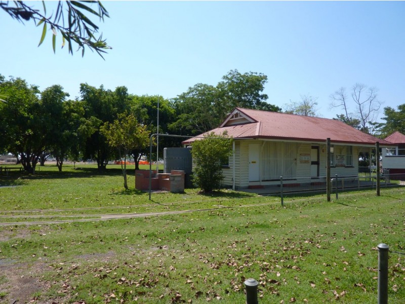 2 Tulloch Street, Ooralea QLD 4740