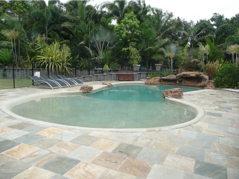 122 Dawson Boulevard, Rural View QLD 4740