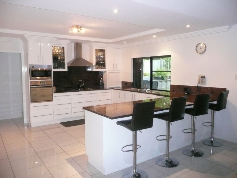 122 Dawson Boulevard, Rural View QLD 4740