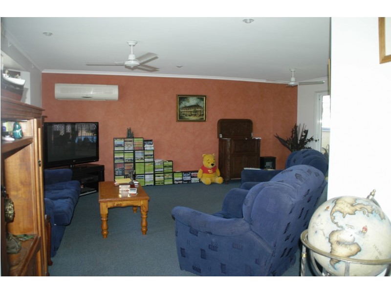 9 Coatbridge Court, Beaconsfield QLD 4740