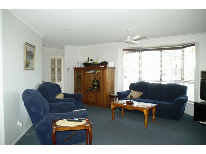 9 Coatbridge Court, Beaconsfield QLD 4740