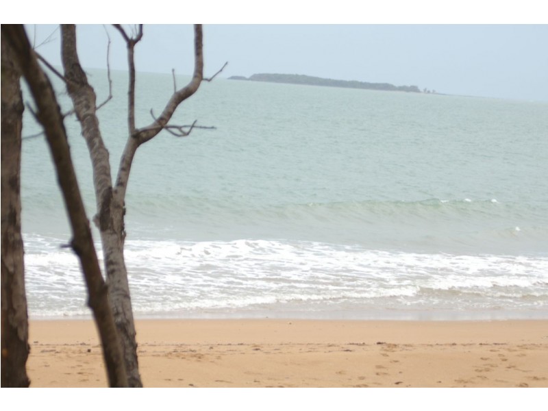 4 Castaway Close, Hay Point QLD 4740