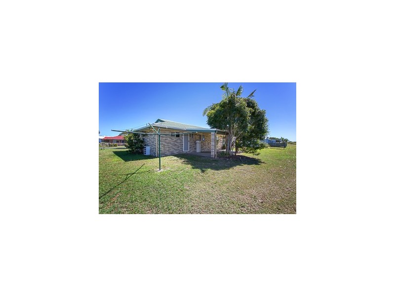 2 Carr Street, North Mackay QLD 4740