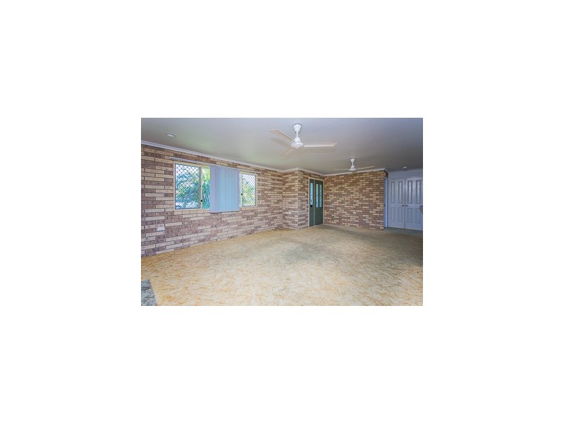 2 Carr Street, North Mackay QLD 4740