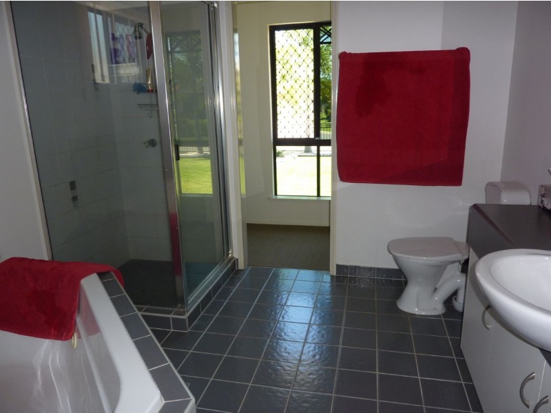 8 Wayne Street, Walkerston QLD 4751