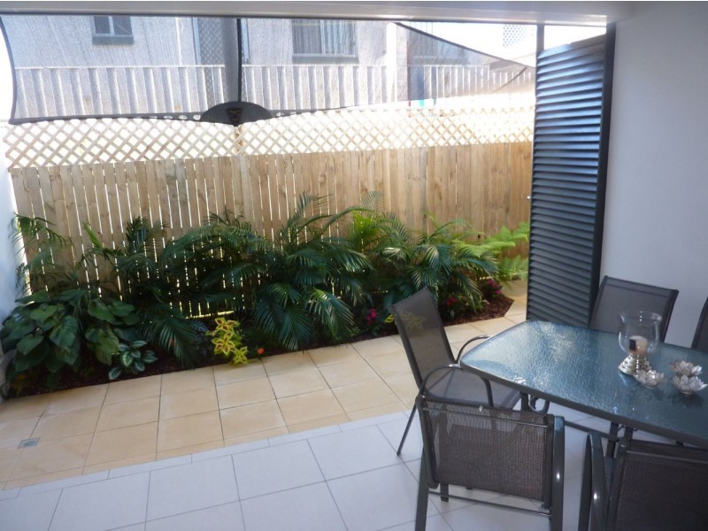 4/22 Canberra Street, North Mackay QLD 4740