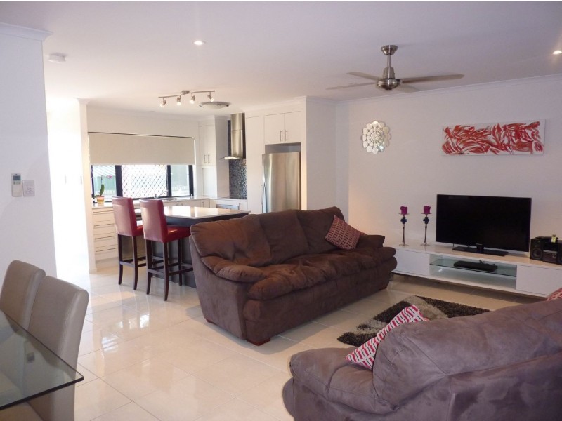 4/22 Canberra Street, North Mackay QLD 4740