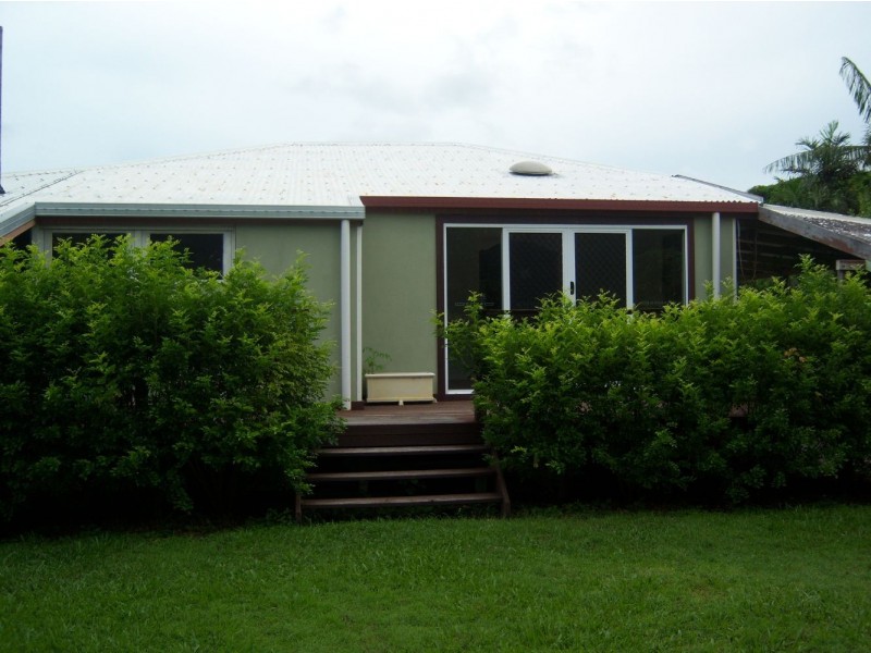 20 Duncan Street, West Mackay QLD 4740