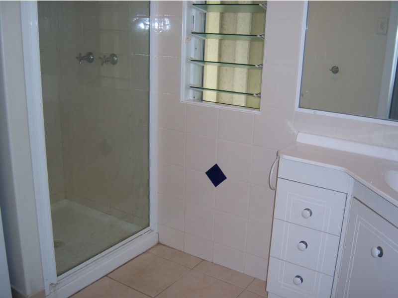 20 Duncan Street, West Mackay QLD 4740