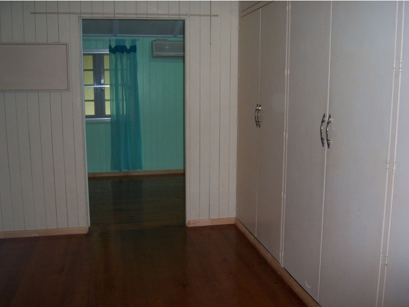 20 Duncan Street, West Mackay QLD 4740