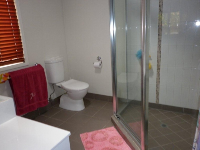 16 Holland Street, West Mackay QLD 4740