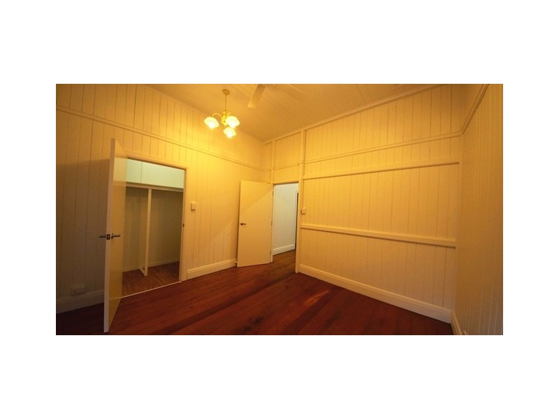 6 James Street, Mackay QLD 4740