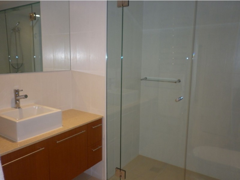 Unit 404 Lanai Apartments, 20 River Street, Mackay QLD 4740