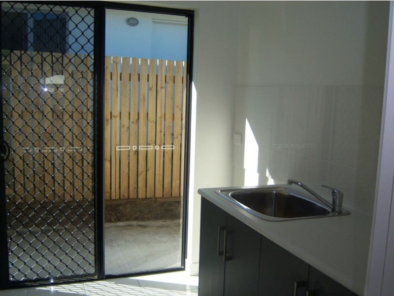 1 Mulcahy Crescent, Eimeo QLD 4740