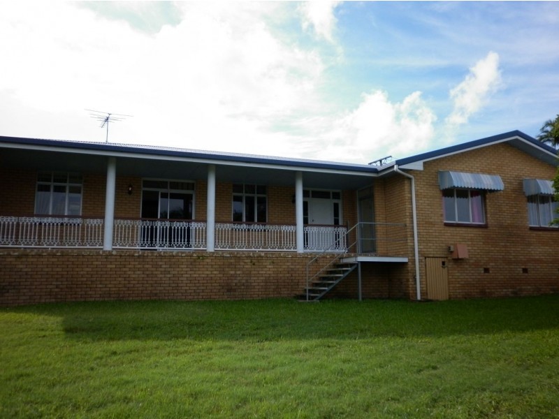 2a James Croker, Mount Pleasant QLD 4740