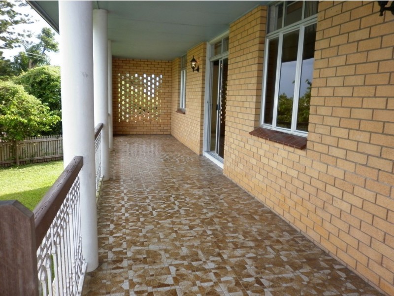 2a James Croker, Mount Pleasant QLD 4740