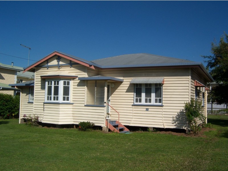 77 Nebo Road, Mackay QLD 4740