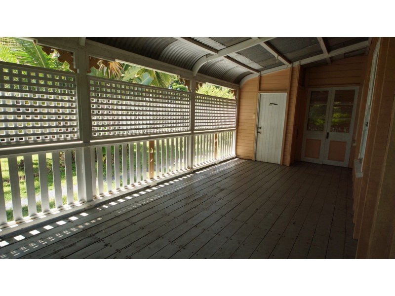 435 Shakespeare Street, West Mackay QLD 4740