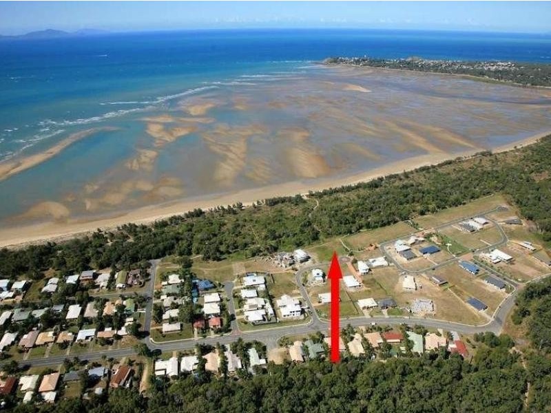 21 Seafarer Court, Blacks Beach QLD 4740