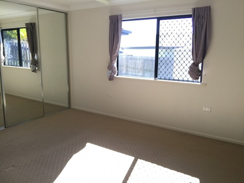 5 Townsend Street, Bucasia QLD 4750