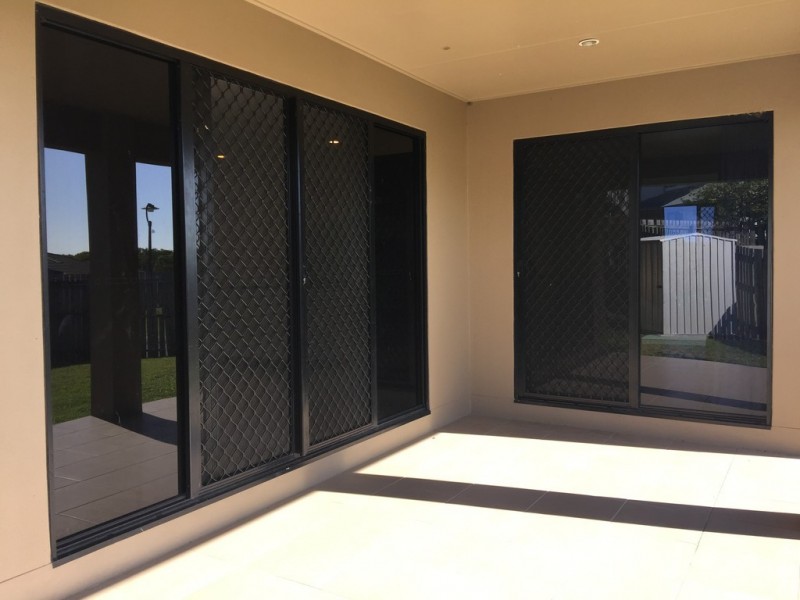 5 Townsend Street, Bucasia QLD 4750