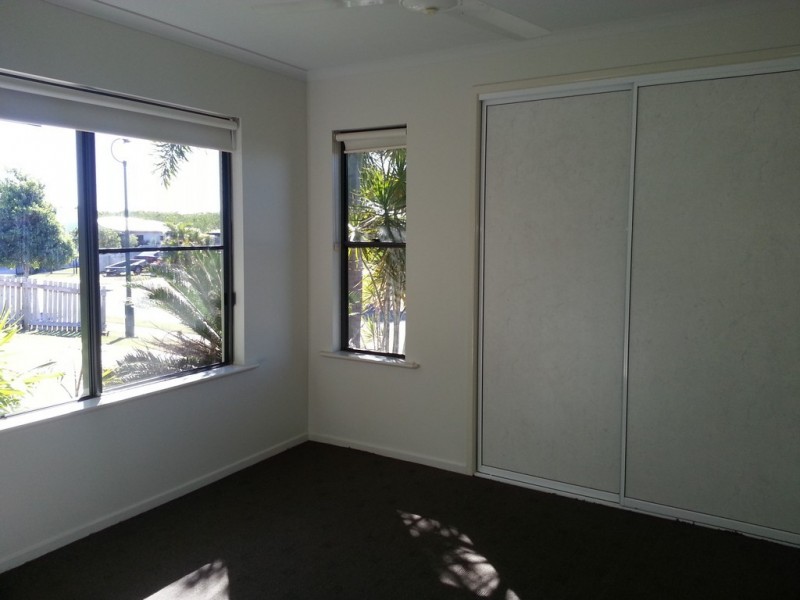 3 Townsend Street, Bucasia QLD 4750