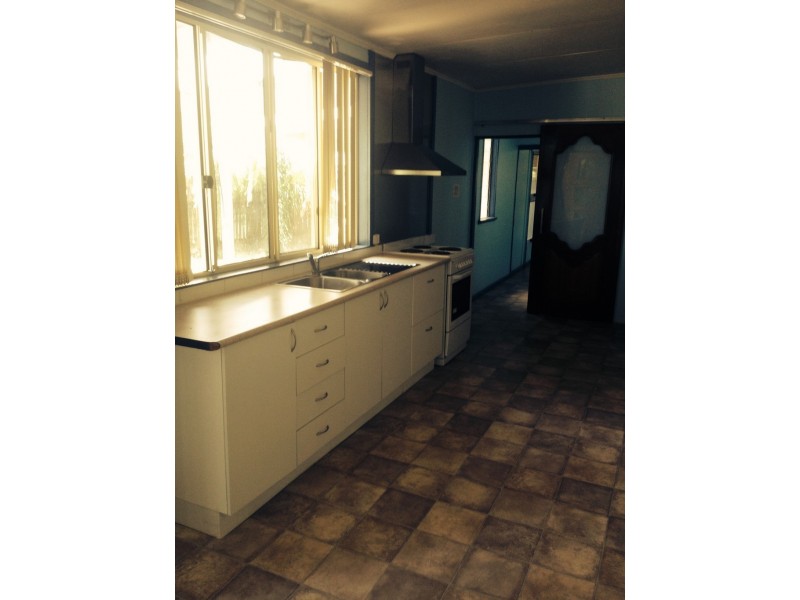 6 Tass Street, Bakers Creek QLD 4740