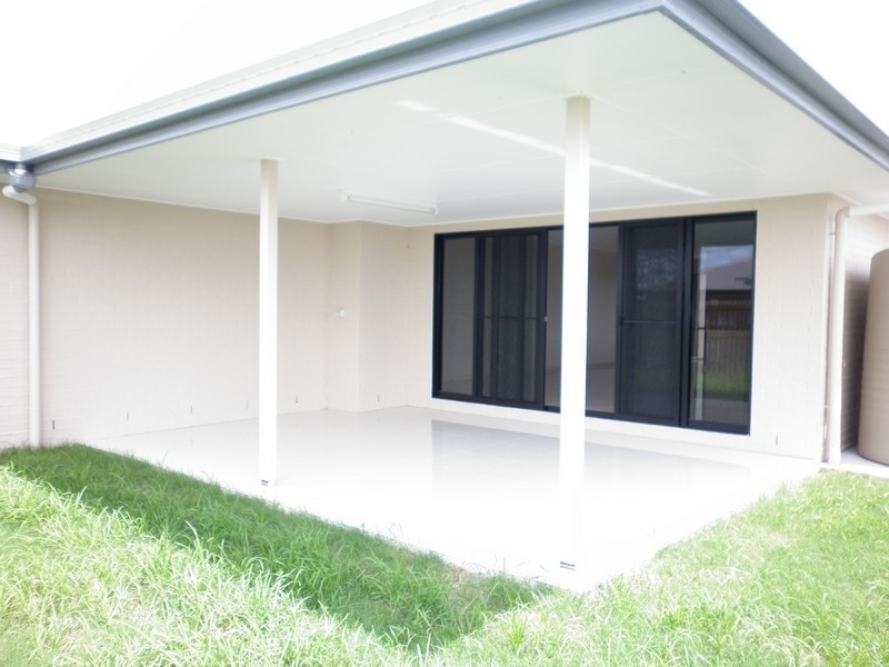 30 Montgomery Street, Rural View QLD 4740