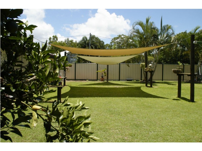 10 Deguara Avenue, Armstrong Beach QLD 4737