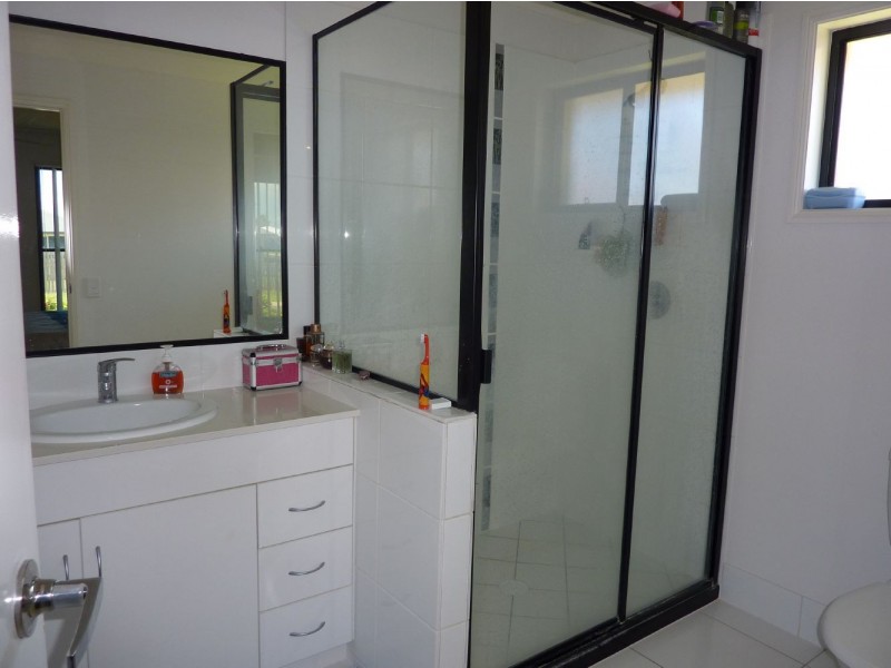 1 Bombo Court, Blacks Beach QLD 4740