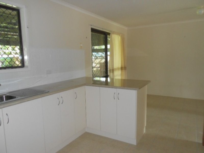 8 Shiral Drive, Andergrove QLD 4740
