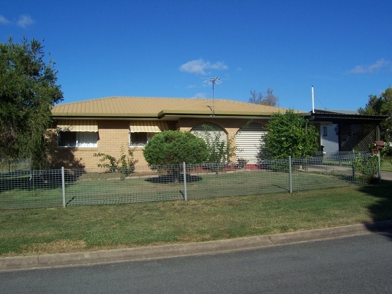18 Arthur Street, Mount Pleasant QLD 4740