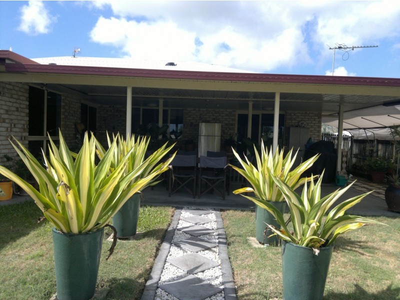 33 Schapers Road, Glenella QLD 4740