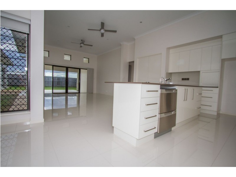 20 Mercy Drive, North Mackay QLD 4740