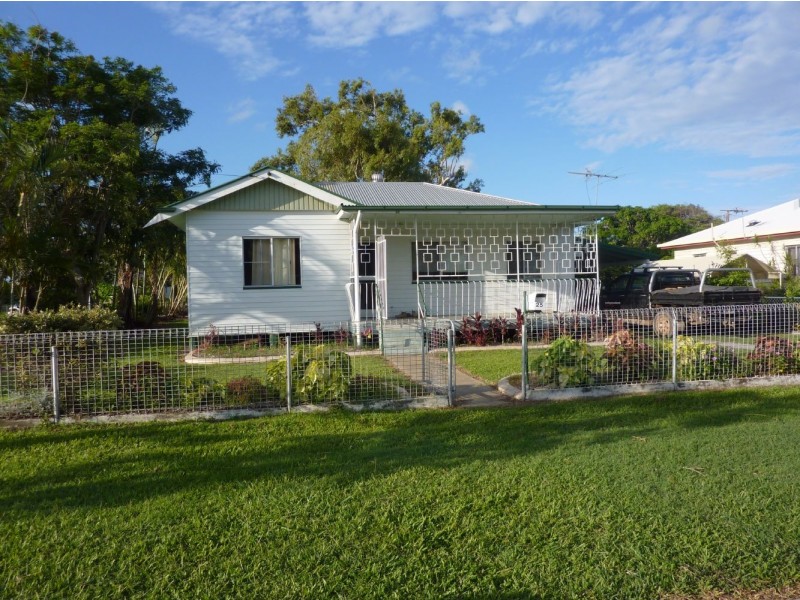 25 Martin Street, North Mackay QLD 4740