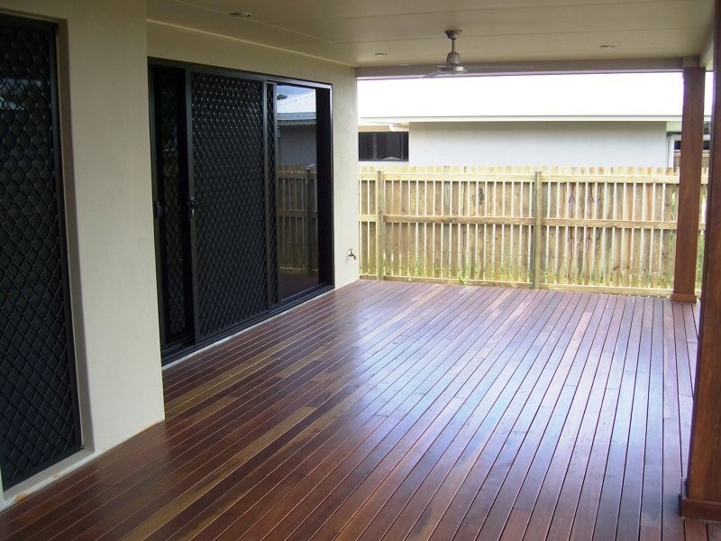 42 Monash Way, Ooralea QLD 4740
