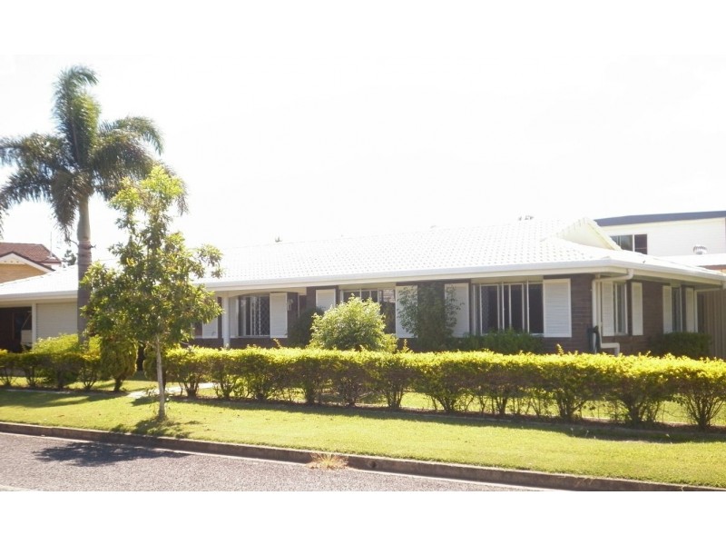 1 Barton Street, West Mackay QLD 4740