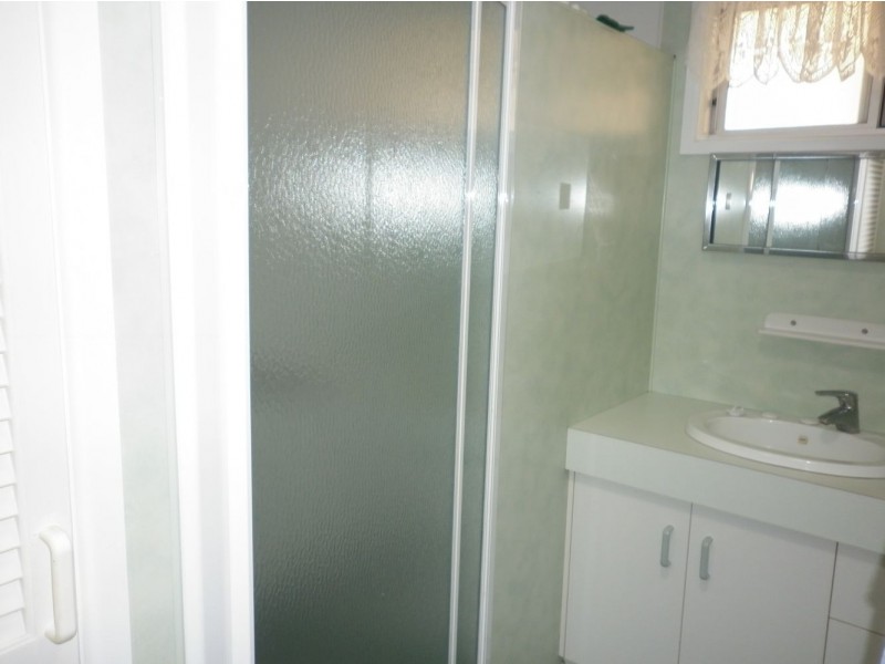 1 Barton Street, West Mackay QLD 4740