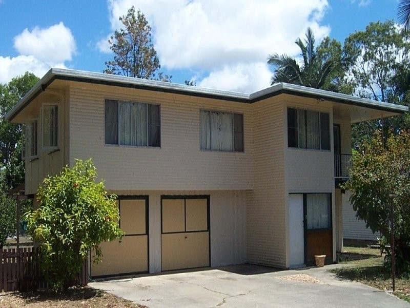 4 Upton Avenue, Andergrove QLD 4740