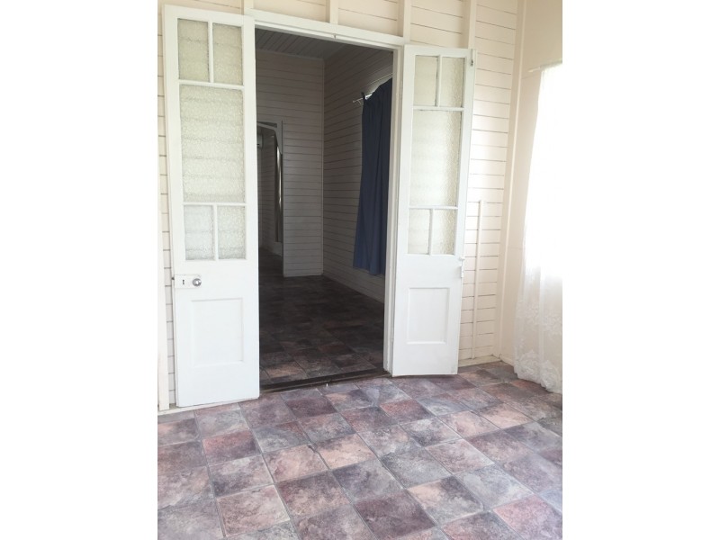 77 Wood Street, Mackay QLD 4740