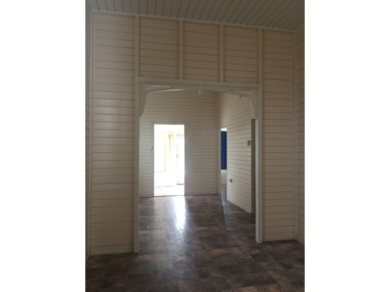 77 Wood Street, Mackay QLD 4740