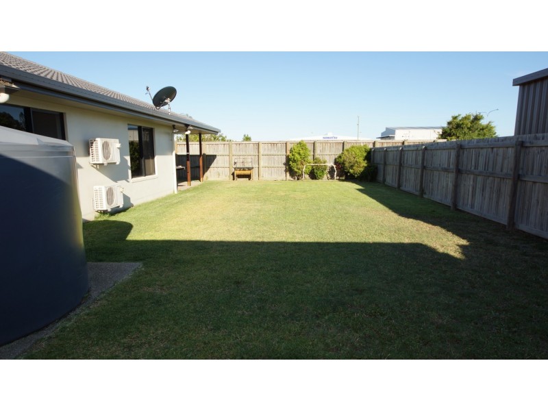 8 Sidon Court, Ooralea QLD 4740