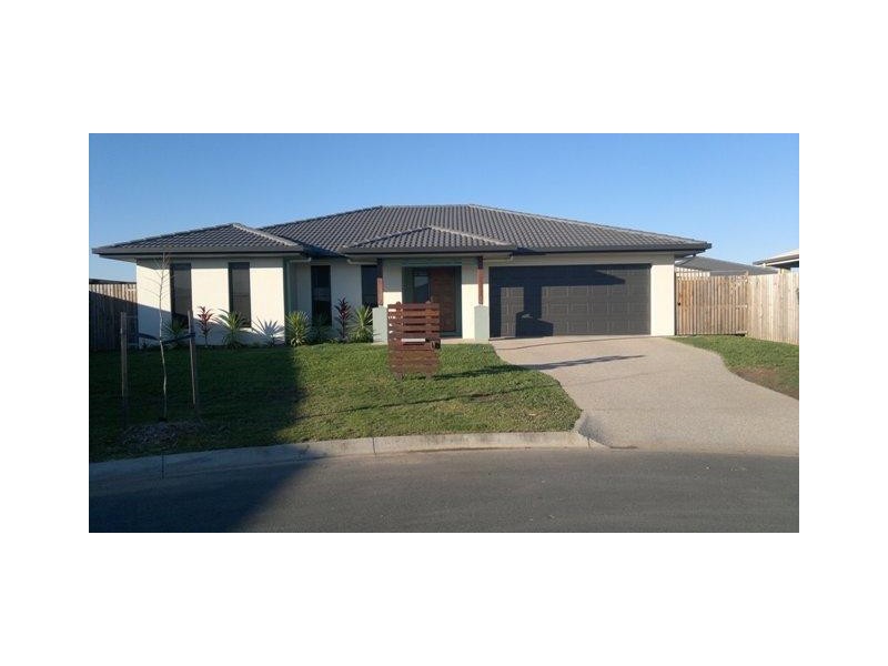 8 Sidon Court, Ooralea QLD 4740