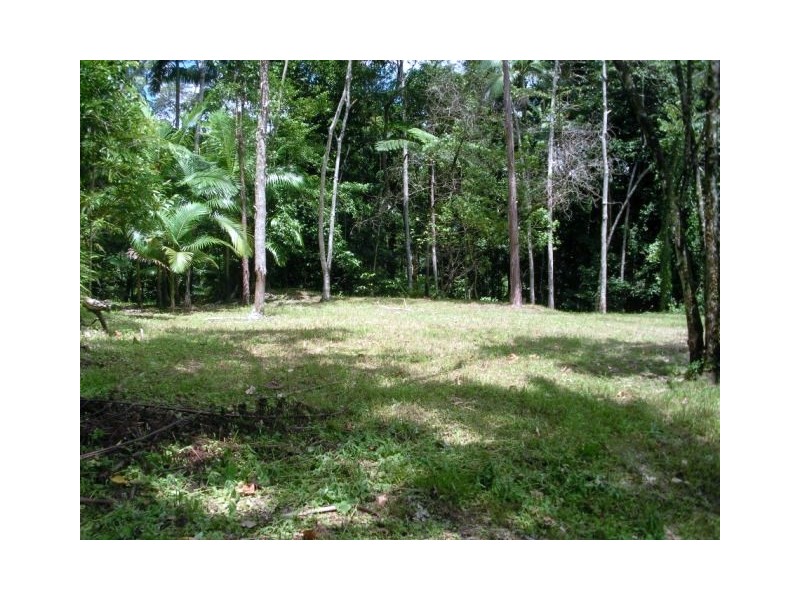 22 Boulder Road, Finch Hatton QLD 4756