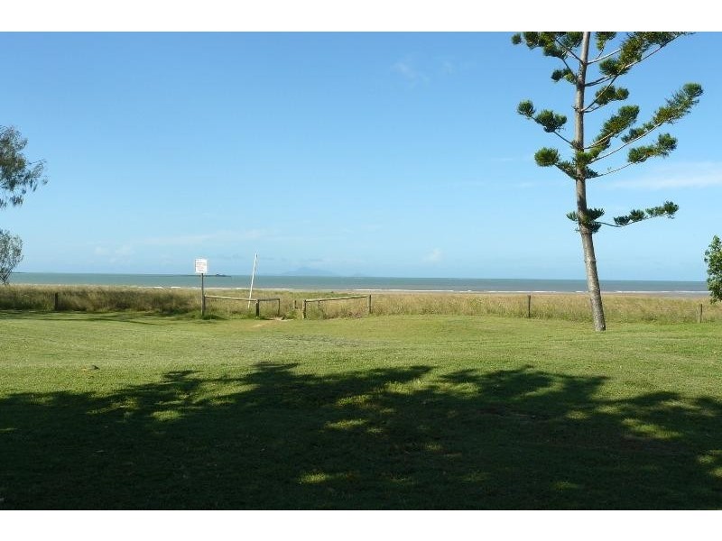 49 Bucasia Esplanade, Bucasia QLD 4750