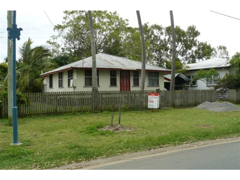 49 Bucasia Esplanade, Bucasia QLD 4750